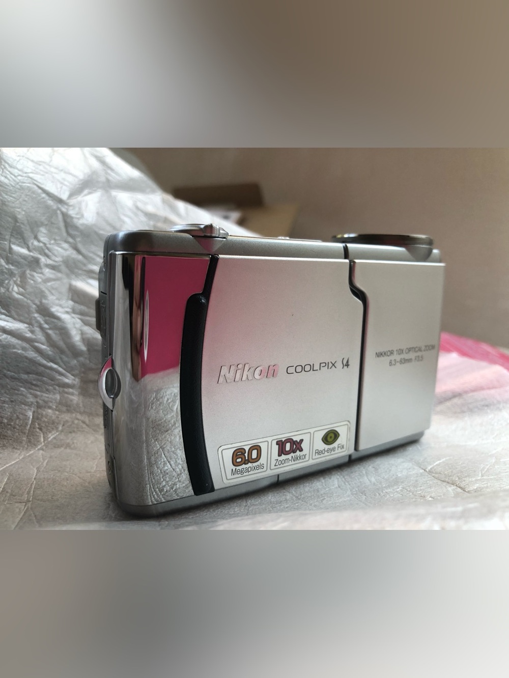 Nikon COOLPIX S4 6.0MP Digital Camera-Silver Swivel Lens(Complete In Box Set/CIB
